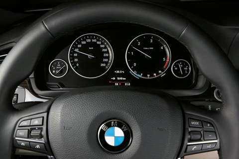 6859417_thumb Новый седан BMW 5 серии F10 (61 фото)