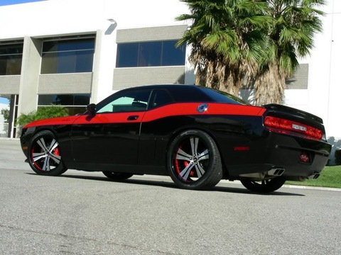 2009-Mr-Norms-Super-Dodge-Challenger-Black-Rear-Angle-1024x768