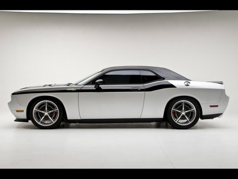 2009-Mr-Norms-Super-Dodge-Challenger-Side-1280x960