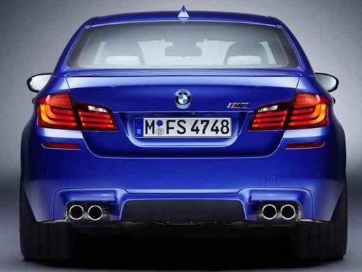 2012 BMW M5 F10 2